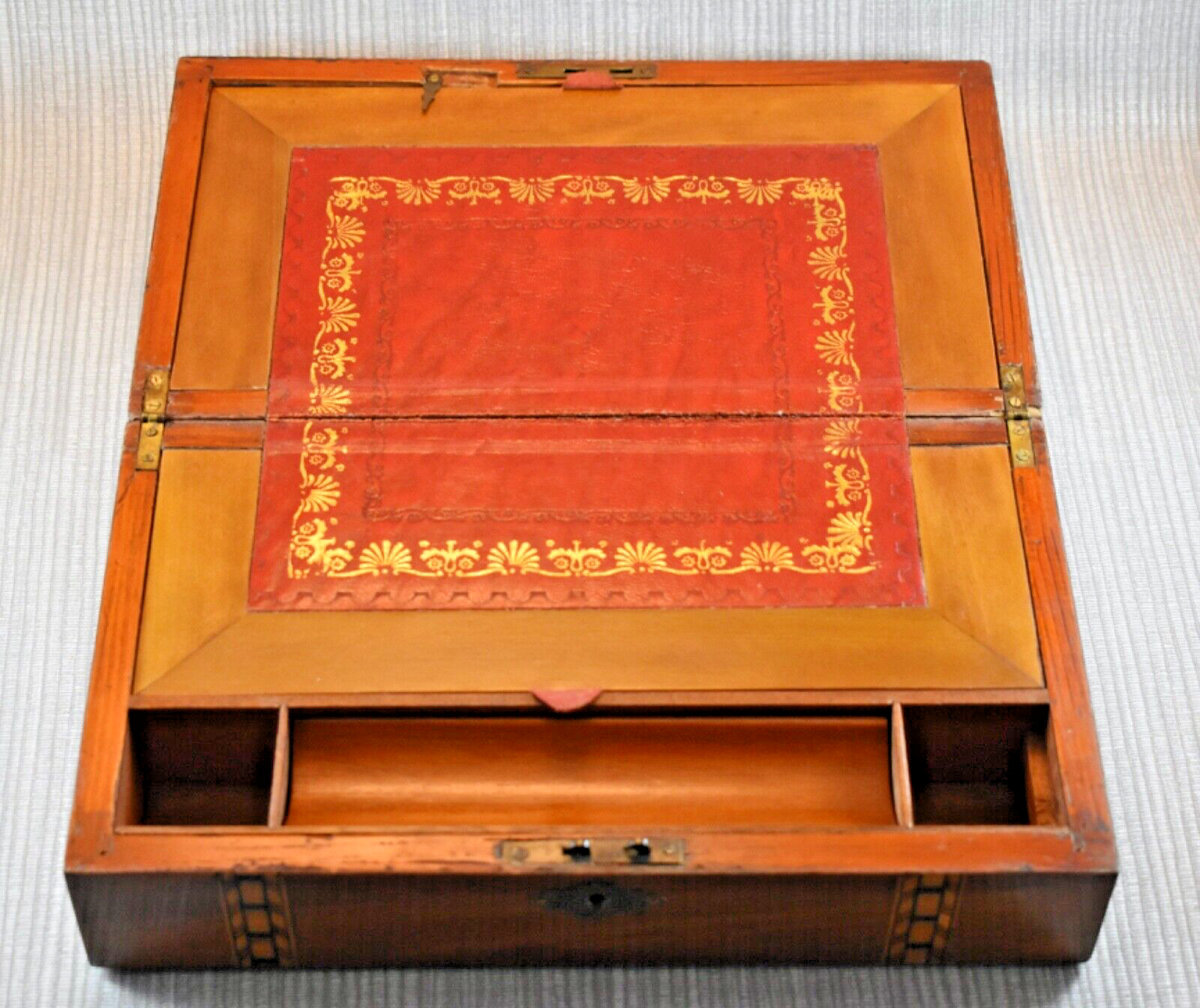 ANTIQUE MAHOGANY MARQUETRY BANDED INLAY WRITING SLOPE BOX LAP DESK 30cm