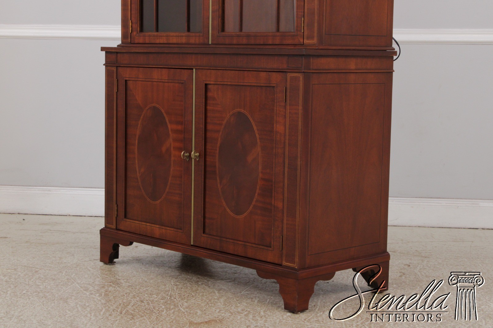 L73559 BAKER Historic Charleston Dome Top Mahogany China Cabinet