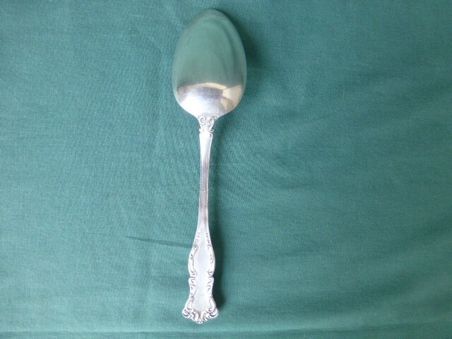Vintage Wm Rogers & Son AA Silver Plate Serving Table Spoon