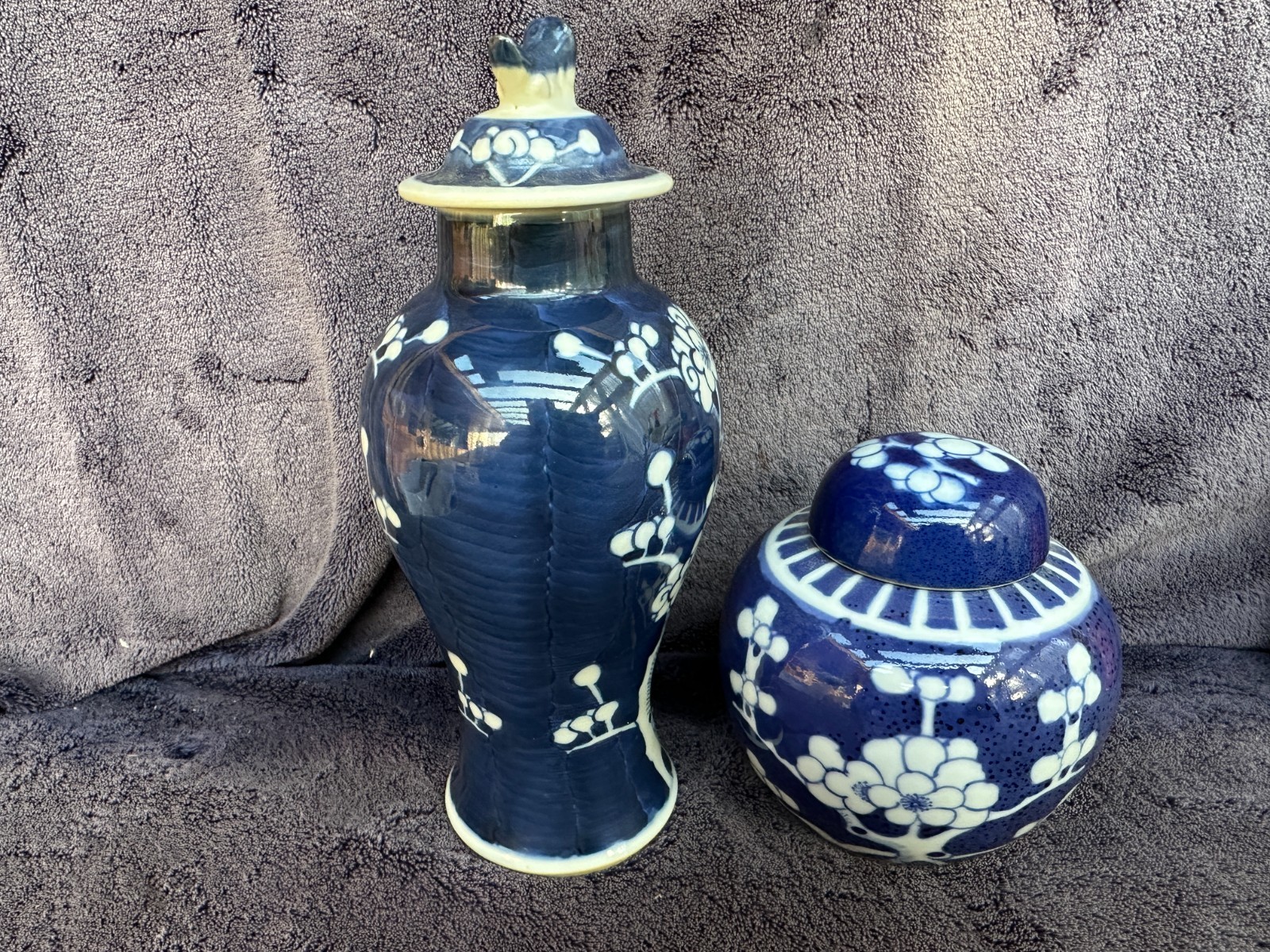2 Antique Vintage Chinese (GOOD CONDN) 22cm & 12cm Hand Painted Lidded Jars