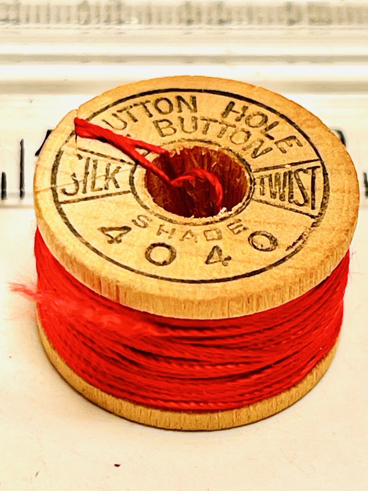 VTG Silk Thread BELDING CORTICELLI Deep Pink Red Fly Fishing Tying Sewing 4040