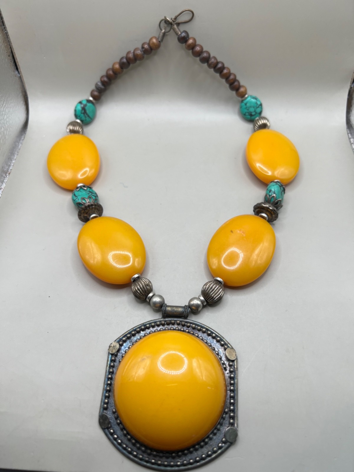 Wonderful unique Antique Stunning amber vintage Silver Unique old necklace