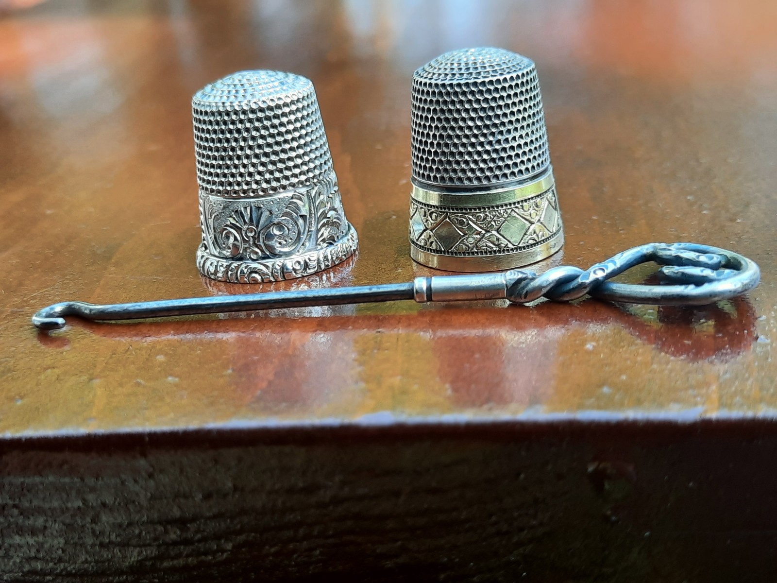 Sterling 2 Thimbles & Button Hook, Simons Bros, Ketcham & McDougall, Spalding