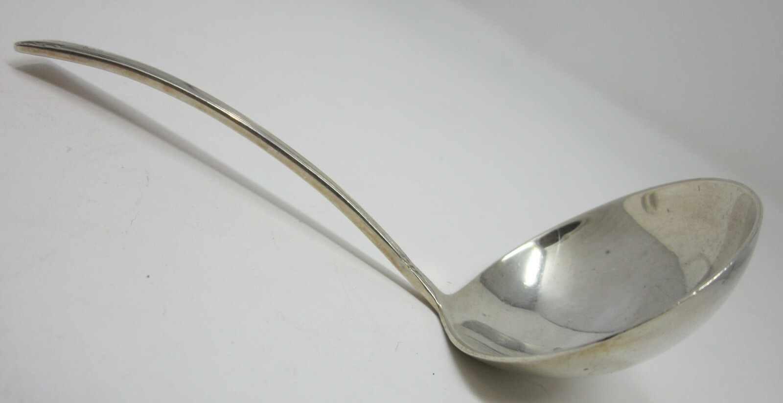 Sterling Silver Cream Ladle International SERENITY “D” Mono 5″ 1940 24gr