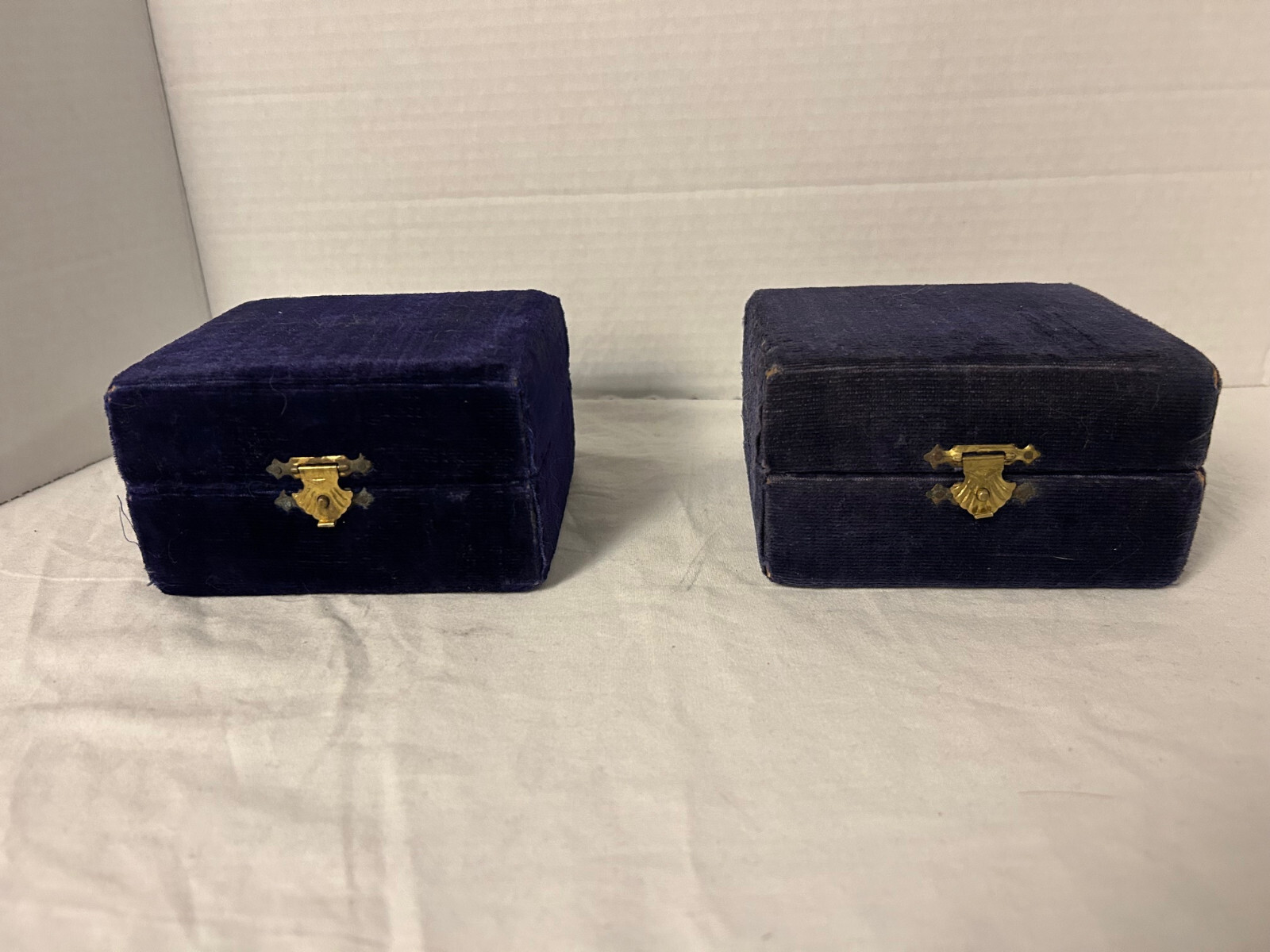 Antique Style Silver Plated Mini Tankard Set 2 w/ Blue Velvet Boxes Display Gift