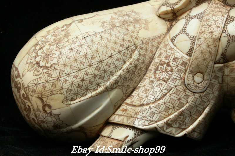 15.7″ China Old Catttle Bone Fengshui Zodiac Year Animal Pig Wealth Statue