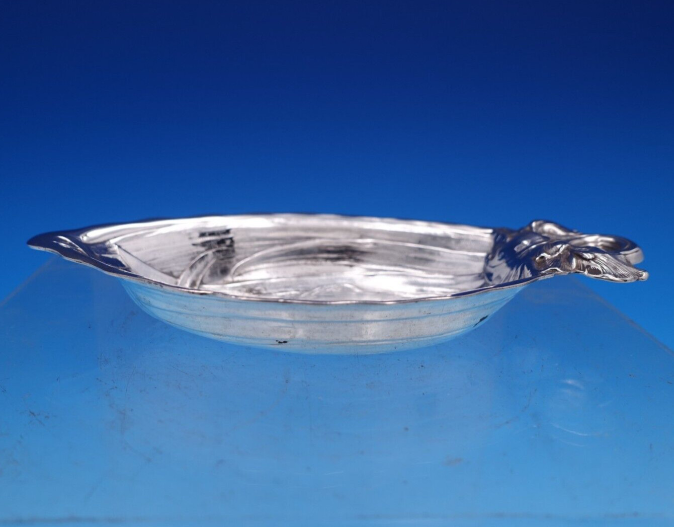 Iris by Durgin-Gorham Sterling Silver Nut Cup Durgin Mark #104B 4 1/2″ (#7759)