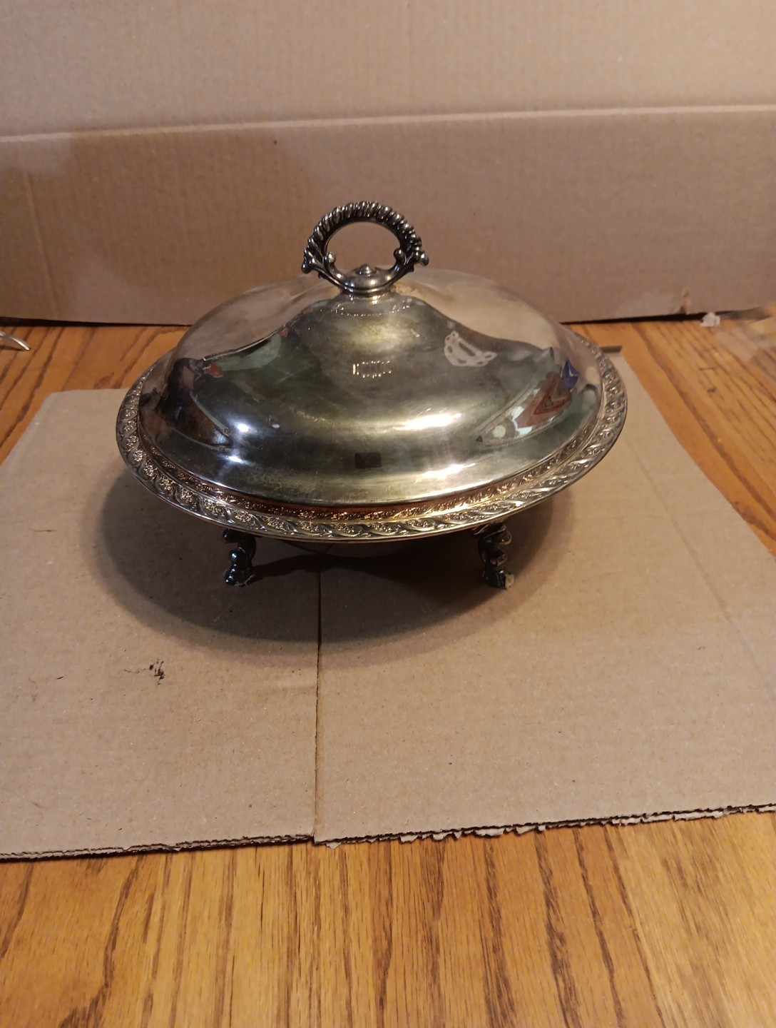 Wm Rogers & Son Silverplate 10.5 In Serving Bowl With Lid And 8 In Pyrex Glass