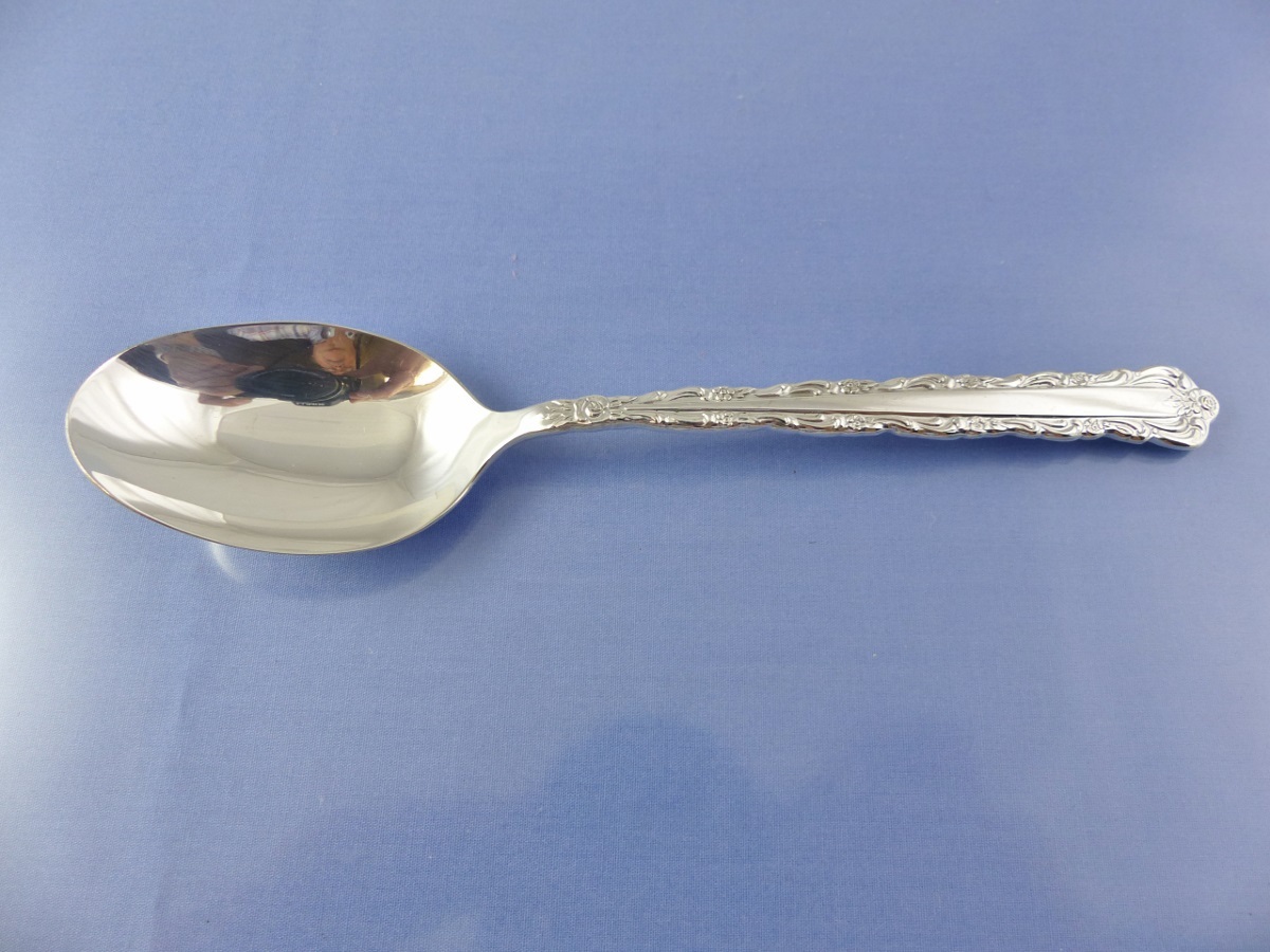 BELLFONTAINE 1973 OVAL SOUP or DESSERT SPOON BY 1881 ROGERS