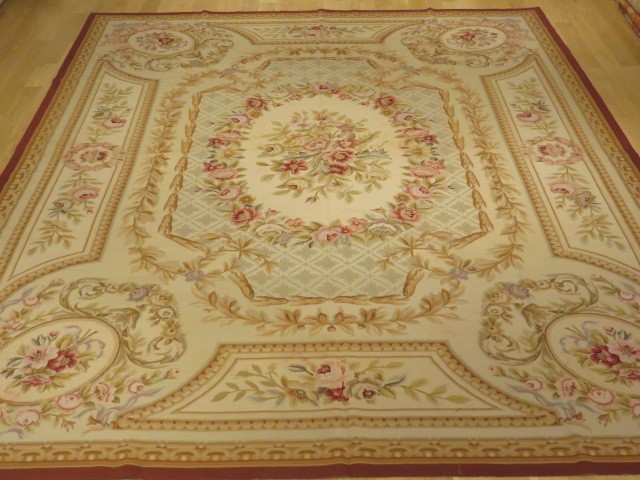 French Hand Woven Aubusson Design . (Needlepoint Carpet ) 9.00-12.00 100% Wool