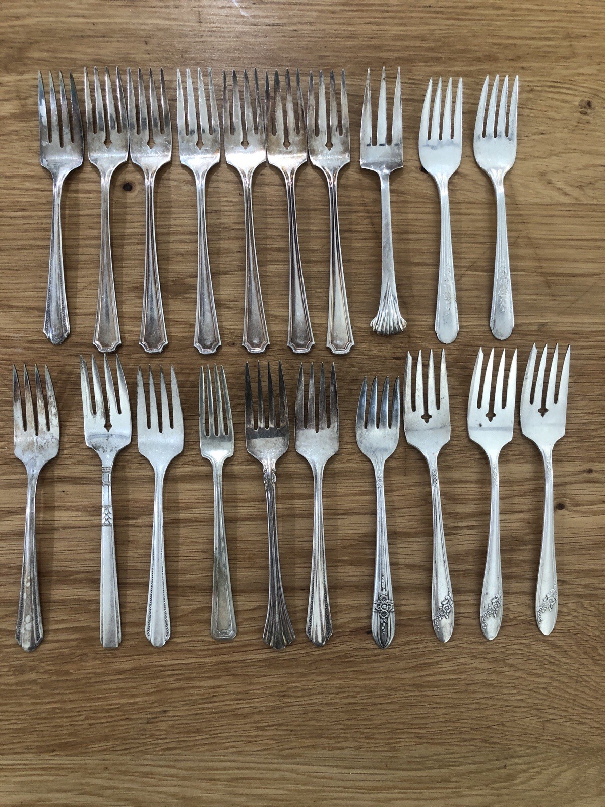 VTG Silverplate 6” Forks 40 Pieces Assortment Of Designs And Tarnish