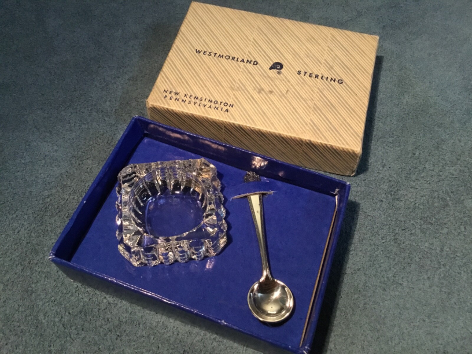 Boxed Set Westmoreland Sterling Silver LADY HILTON Salt Spoon +Cambridge Crystal