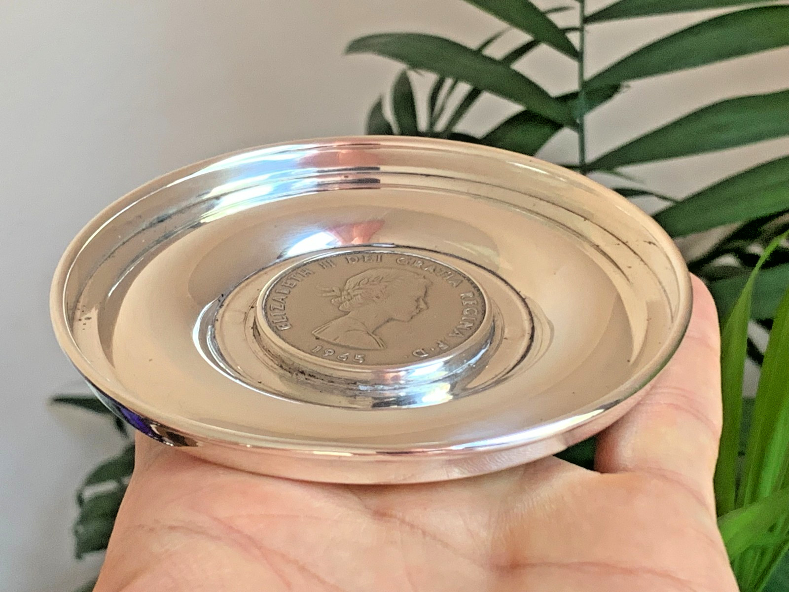 Sterling Silver Wine Coaster Pin Dish 1965 Winston Churchill Crown Coin 75g