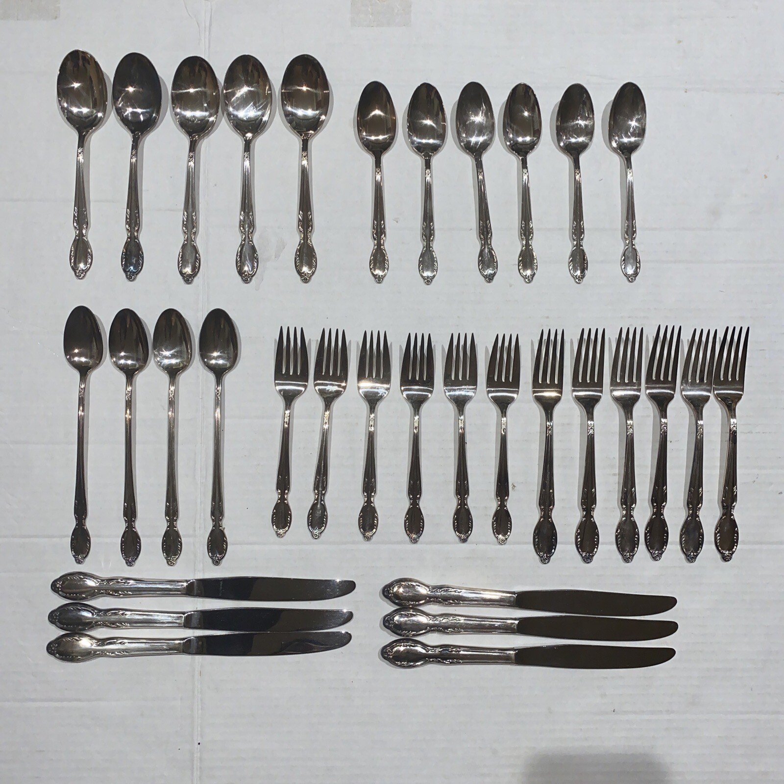 33pc Original ROGERS & Bro. Extra Plate “Royal Manor” Silverplate Lot