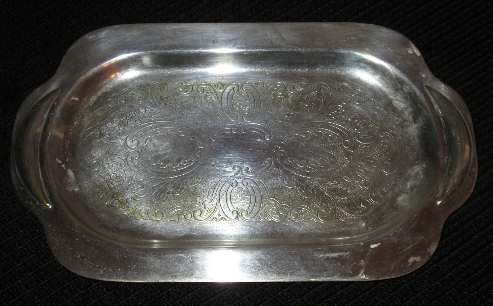 KEYSTONE WARE SILVER PLATE CREAM & SUGAR WITH SERVING TRAY CENTERPIECE