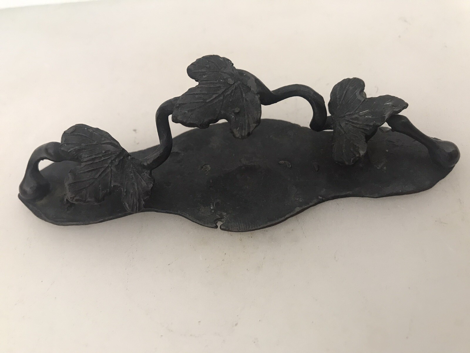 A Japanese Late Edo Bronze Figurine/Paperweight – 12.1 cm long