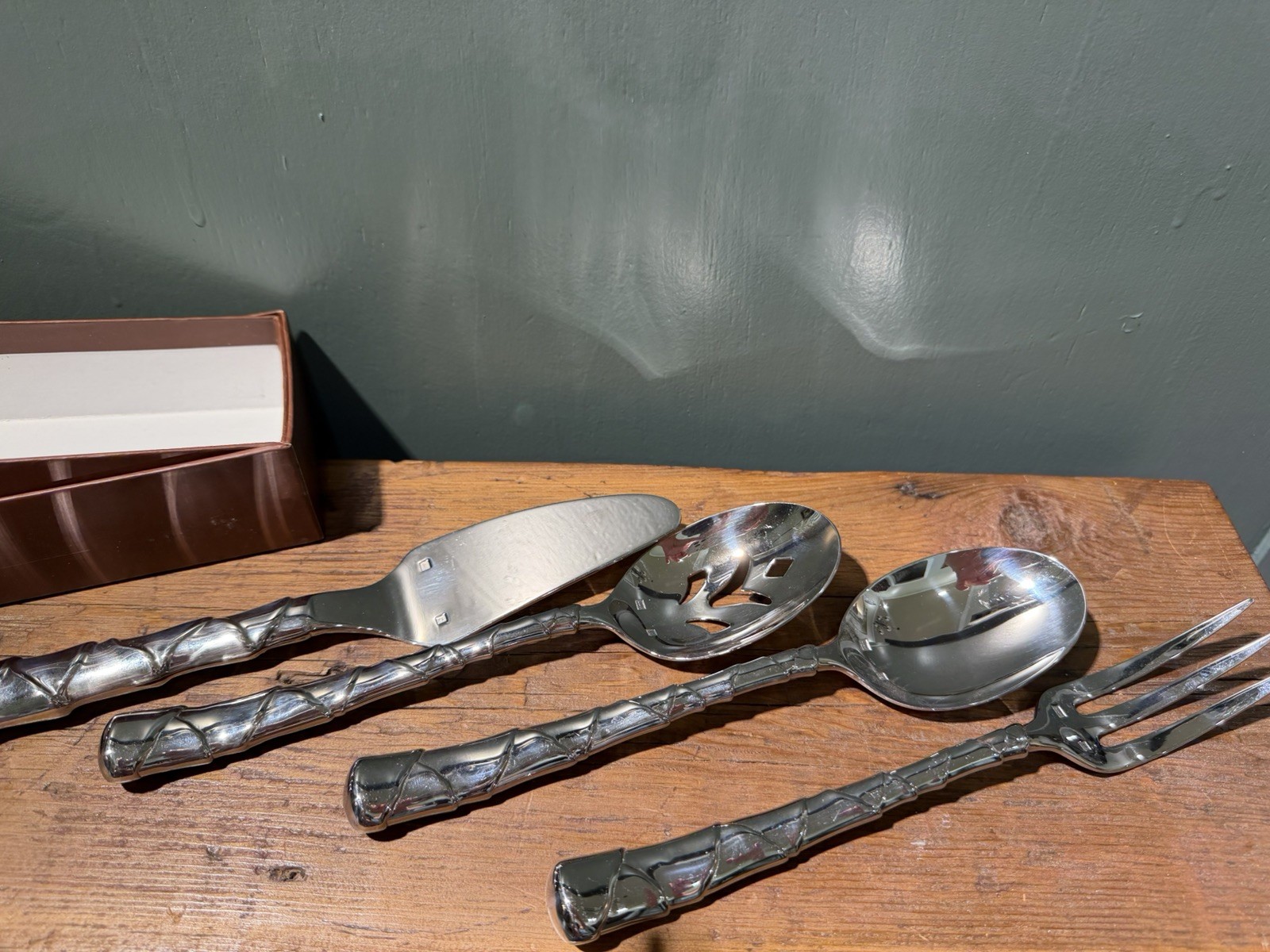 Lunt 18/10 Stainless Steel 4-piece Serving Set Bamboo/Cane Pattern w/Box