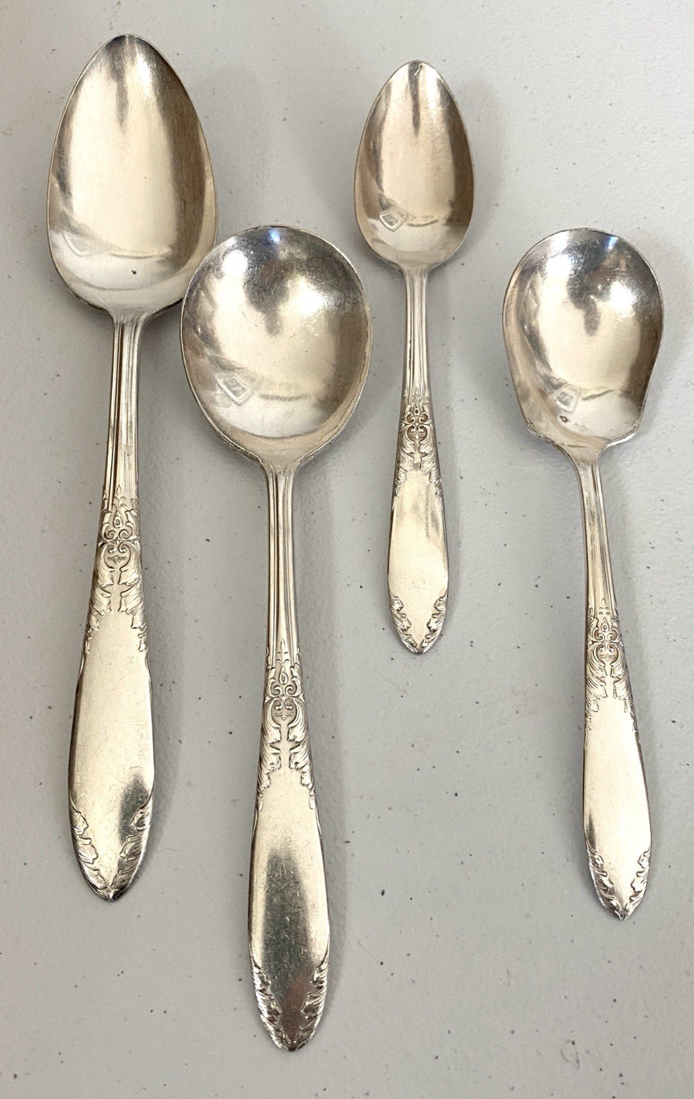 Vintage King Edward Silver Plate National Silver Co. Lot Of 4 Assorted Spoons