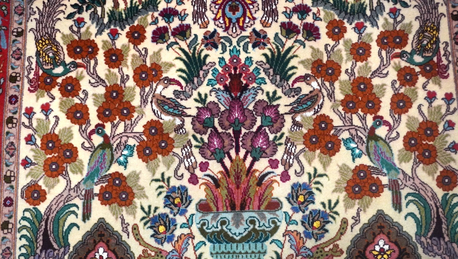 Fine Silk & Wool Ta’ briz 3’3″x 5′ Hand Knotted Rug Birds Animals Phenomenal
