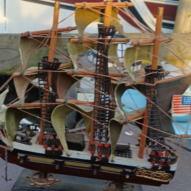 USS Constitution 1814 Antique Model Ship Wood Fabric Metal Display Collectible