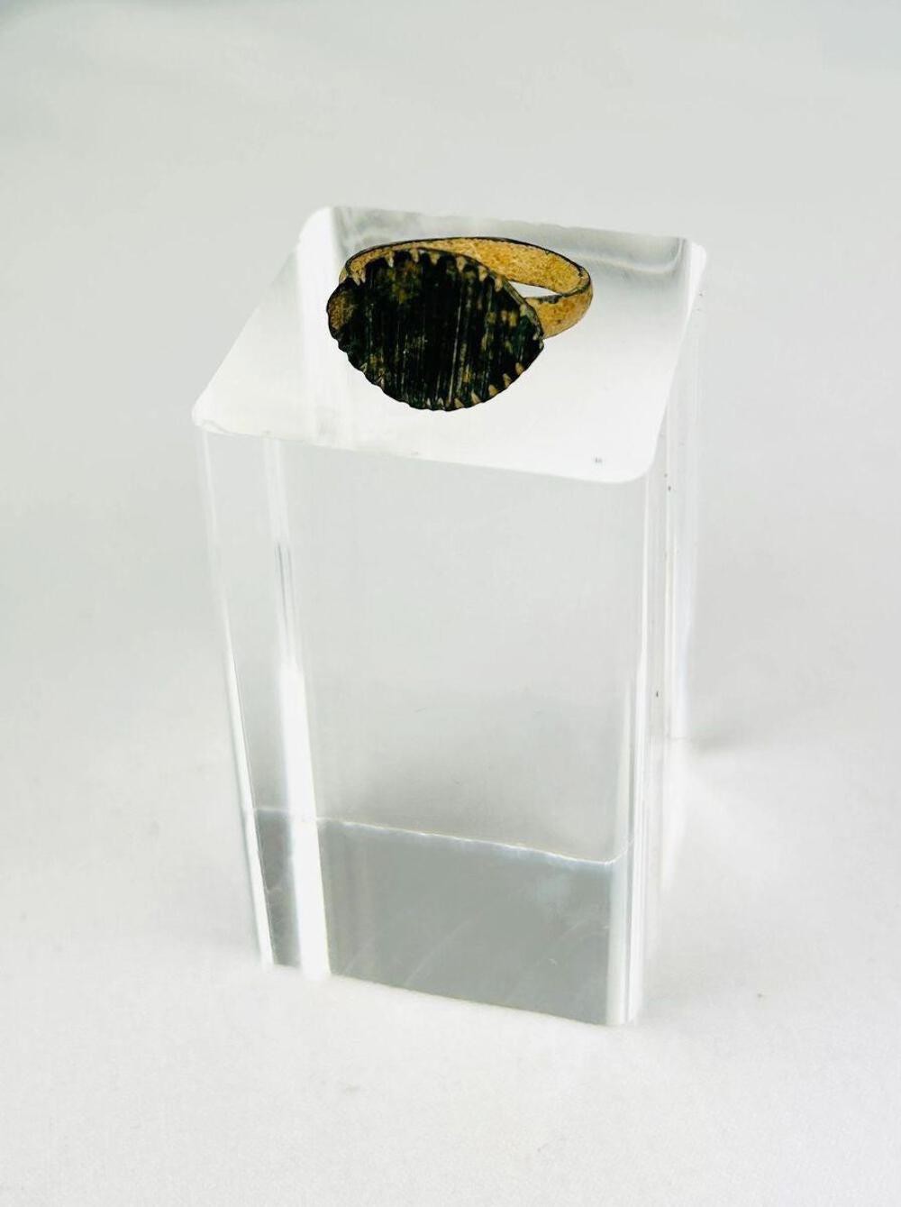 Imperial Roman | Bronze Ring Featuring Incised Linework Circa 2nd–4th Century AD