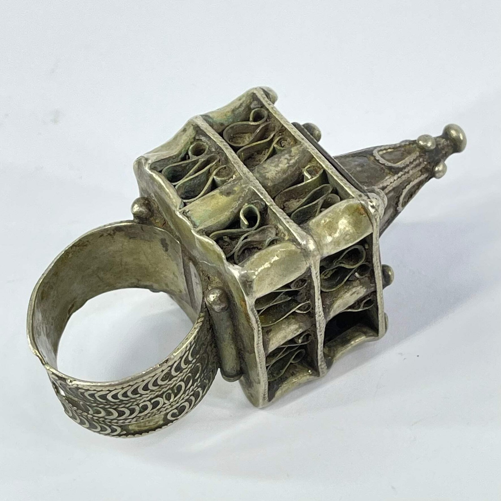 Antique Silver Metal Ring Ethiopia