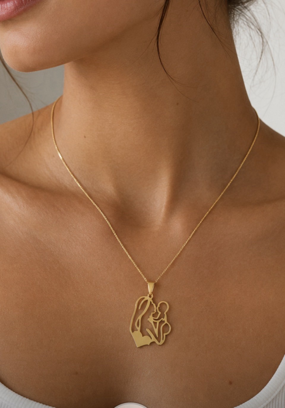 Solid 18ct Gold Mother And Child Necklace