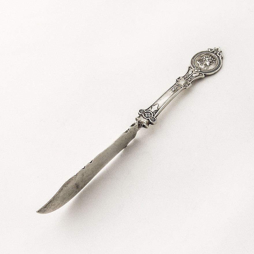 Medallion Master Butter Knife Sterling Silver Hotchkiss and Schreuder