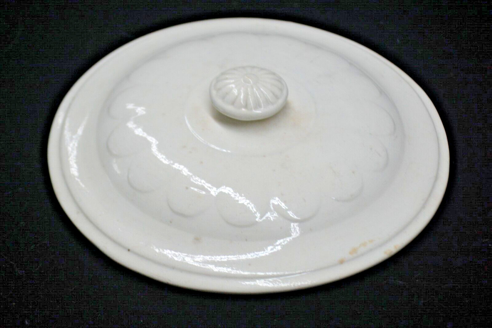 Stoneware Crock Lid with Petals -Red Wing Style – 7.5″ Inner Rim -9.5″ Total
