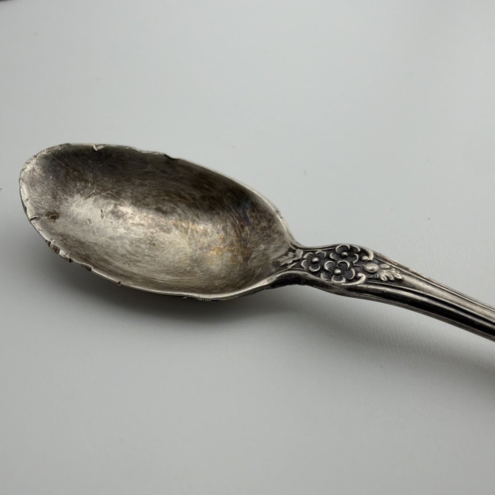 Wallace Sterling Silver Teaspoon Violet Pattern Pat. 1900 Floral 8g Antique