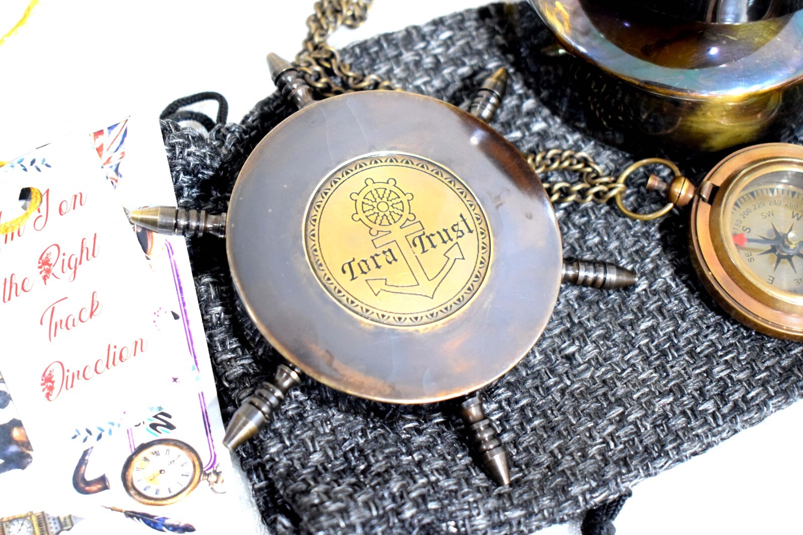 A Modern Compass for the Sophisticated Adventurer in the 21st Century – Decor