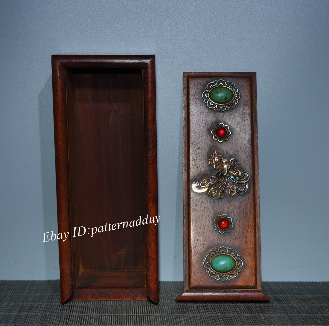 Craft of Inlaid Jewelry Box with Rosewood Colored Shells From The Old Collection