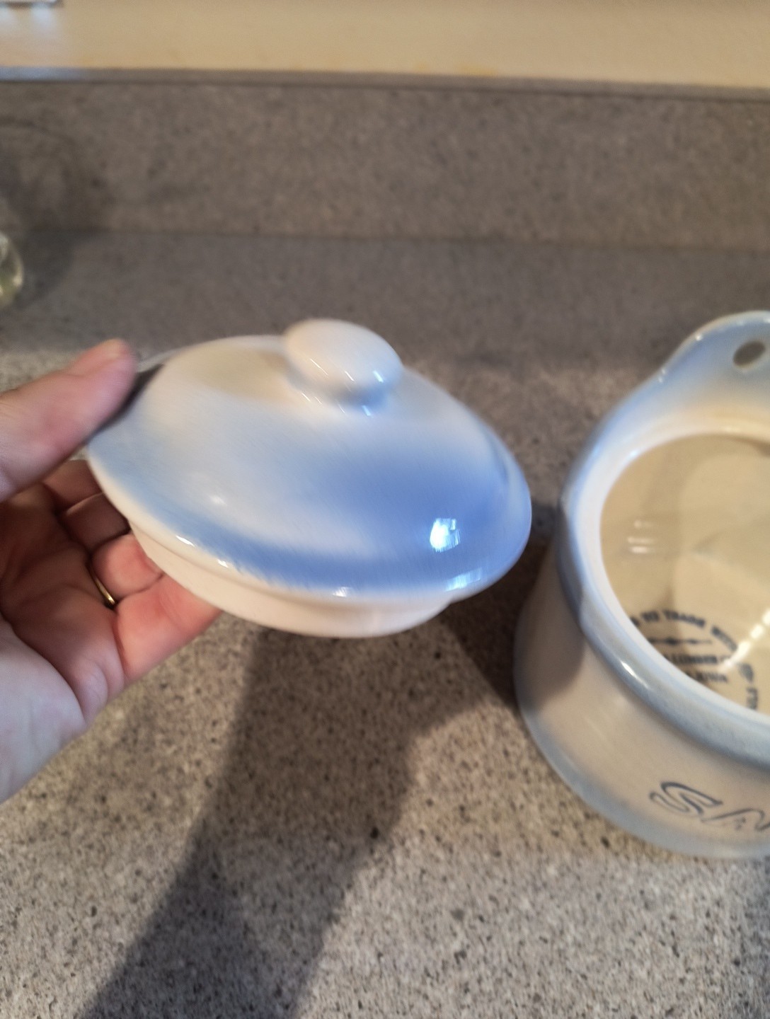 Western Stoneware Blue & White Salt Box W/Lid Crock Wall Hanging Pottery