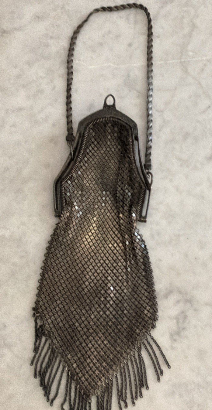 VINTAGE 1920’s VICTORIAN SILVER ELEGANT CHAINMAIL PURSE Art Deco