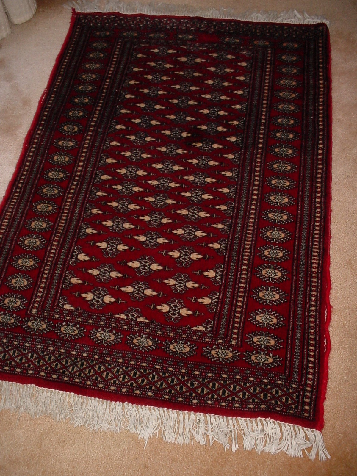 NICE VINTAGE HAND KNOTTED BOKHARA CARPET FROM MIDDLE EAST 3FT BY 5FT