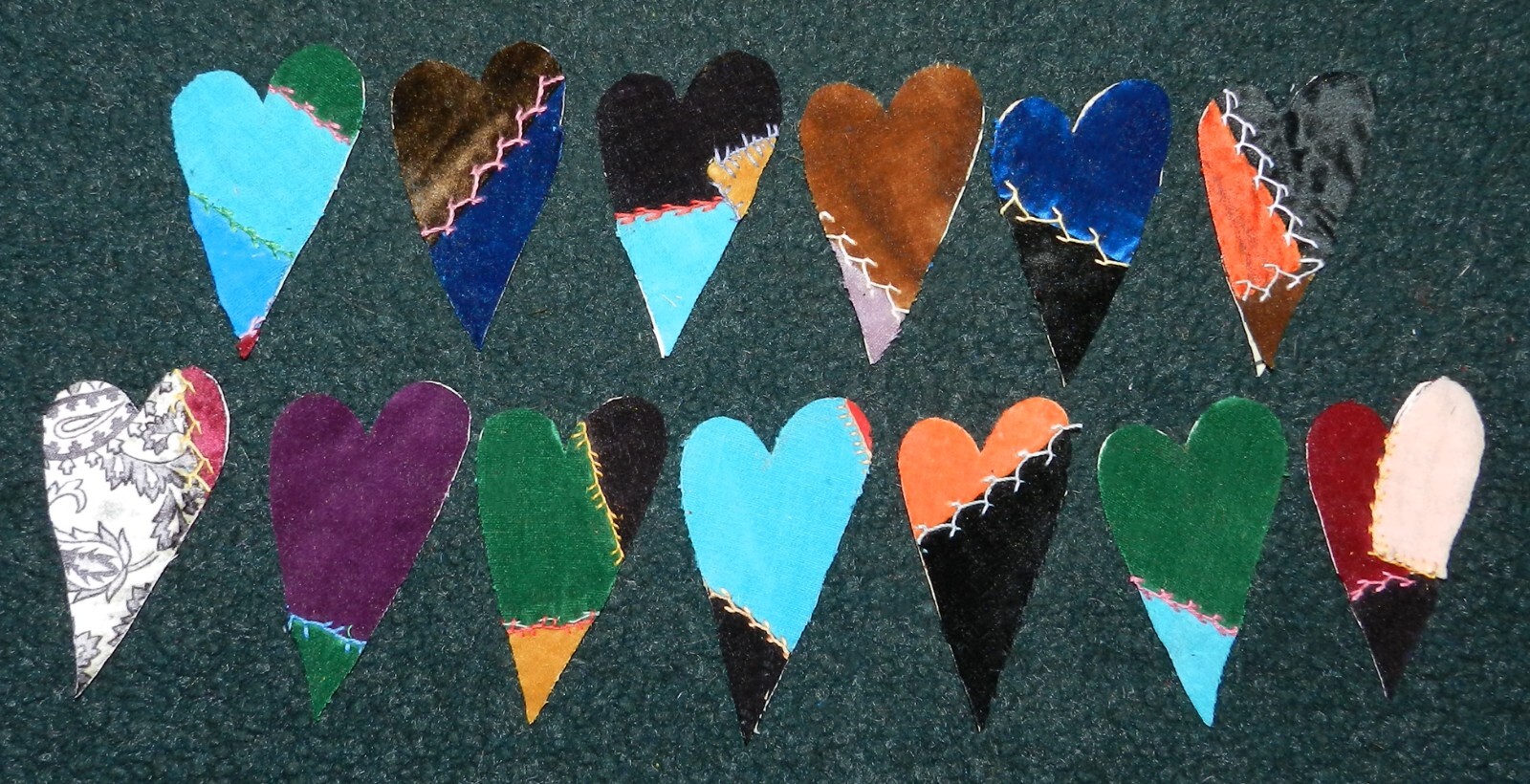 13 PRIMITIVE ANTIQUE CRAZY QUILT CUTTER QUILT HEARTS Crafts Scrapbooking CQ23-59