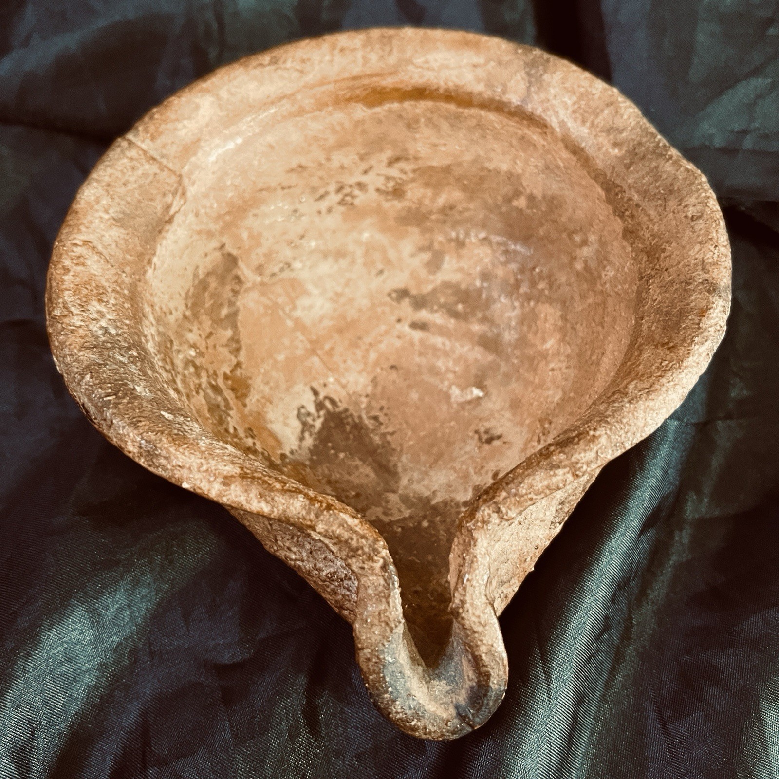 Genuine Bronze Age Oil Lamp, 1500 BCE, Biblical Age, Near East