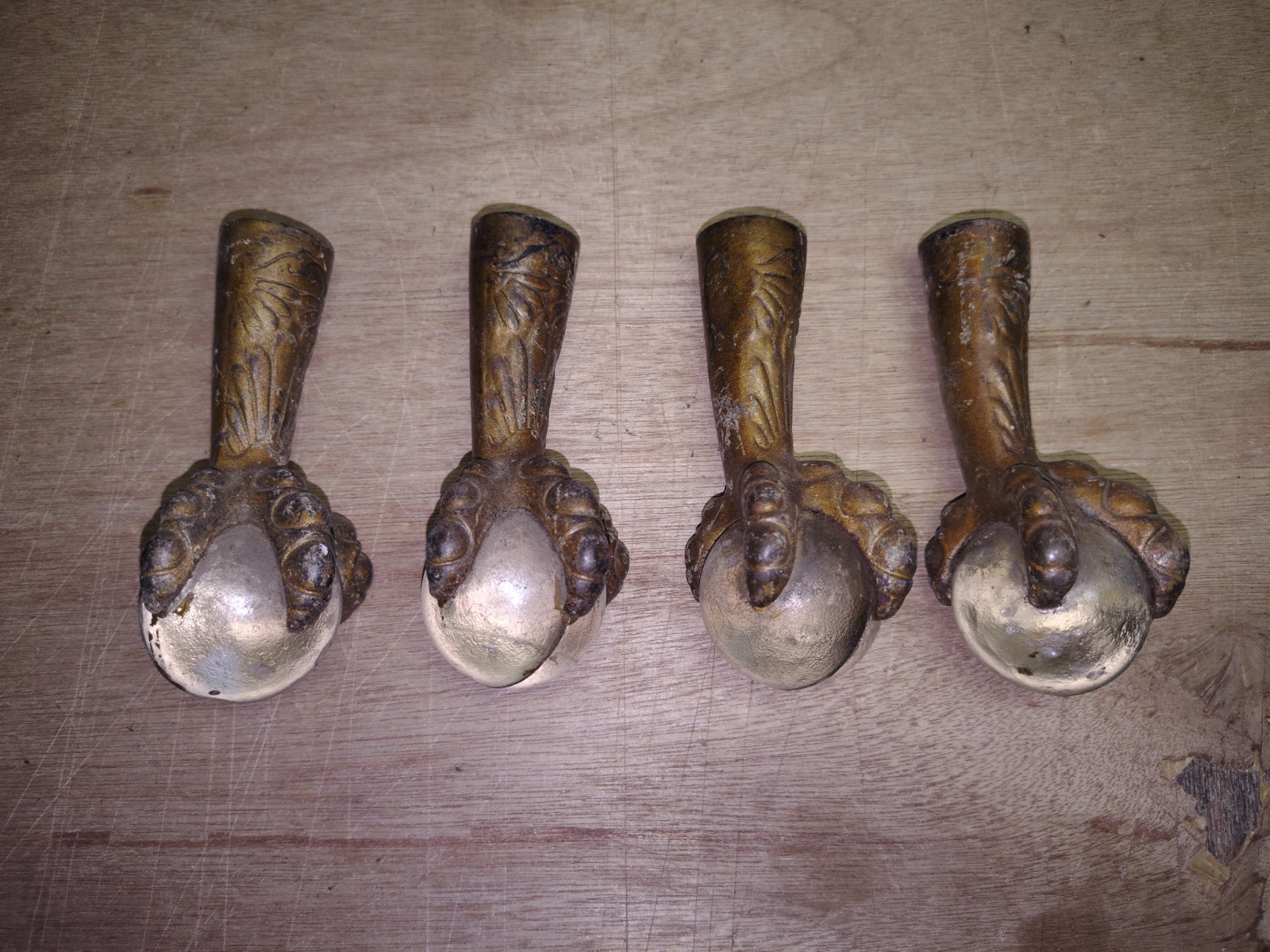 4 Vintage Antique Glass Ball Cast Iron Eagle Claw Table Legs Tip End 4 1/2″” Set