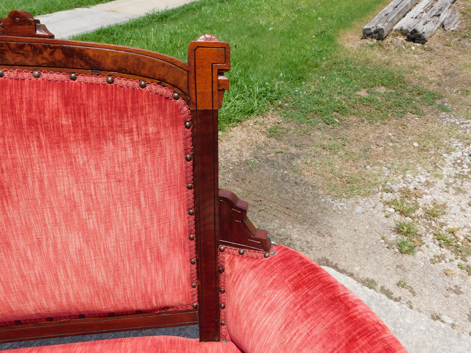 Sweet Walnut Victorian Parlor Set
