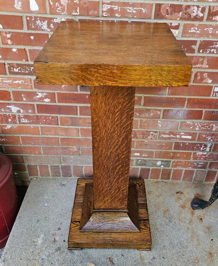 Antique Solid Tiger Oak Plant Fern Stand Pedestal Table Rift Quarter Sawn Oak