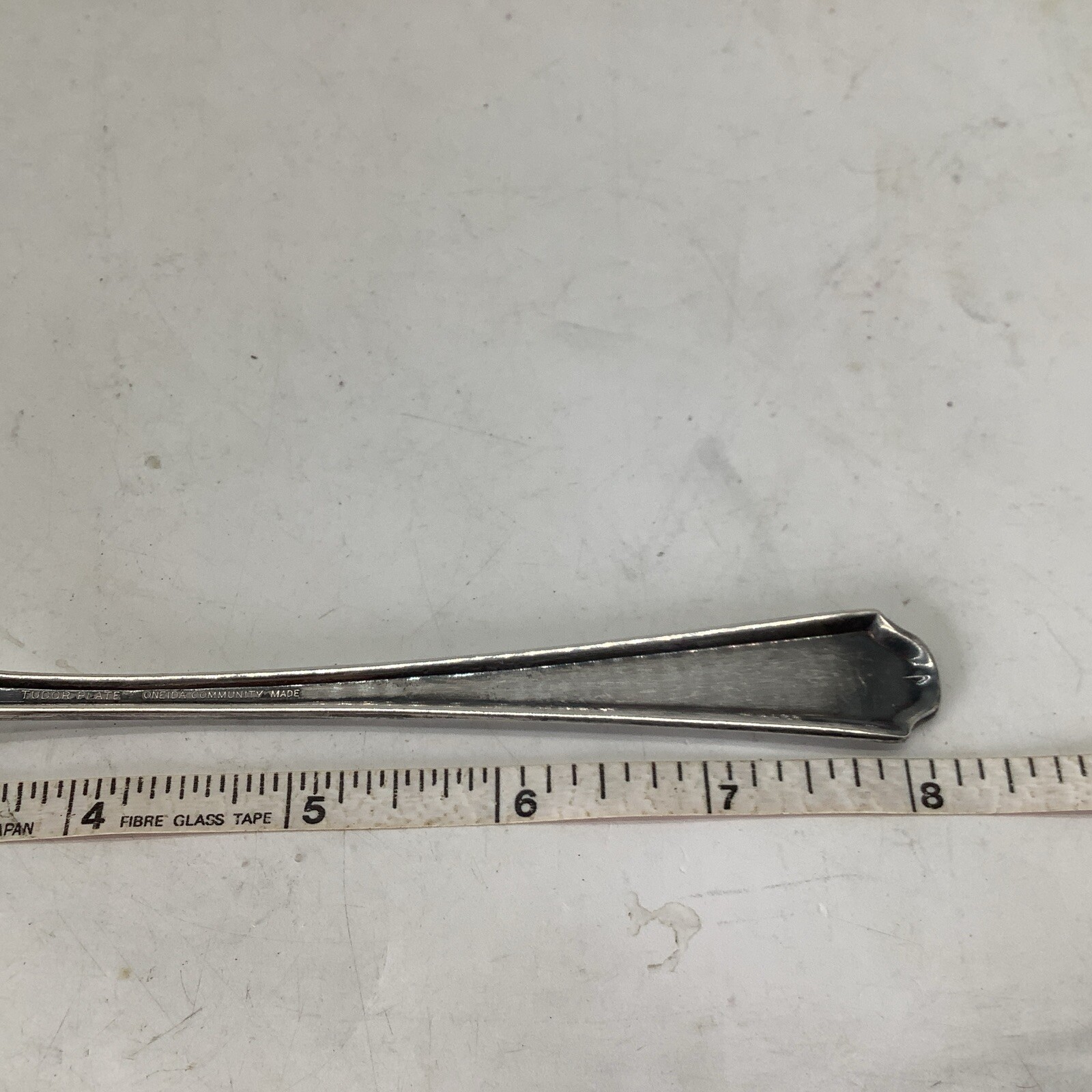 Oneida Community Tudor Plate Silverplate Serving Or Meat Fork “Baronet” 8.25”