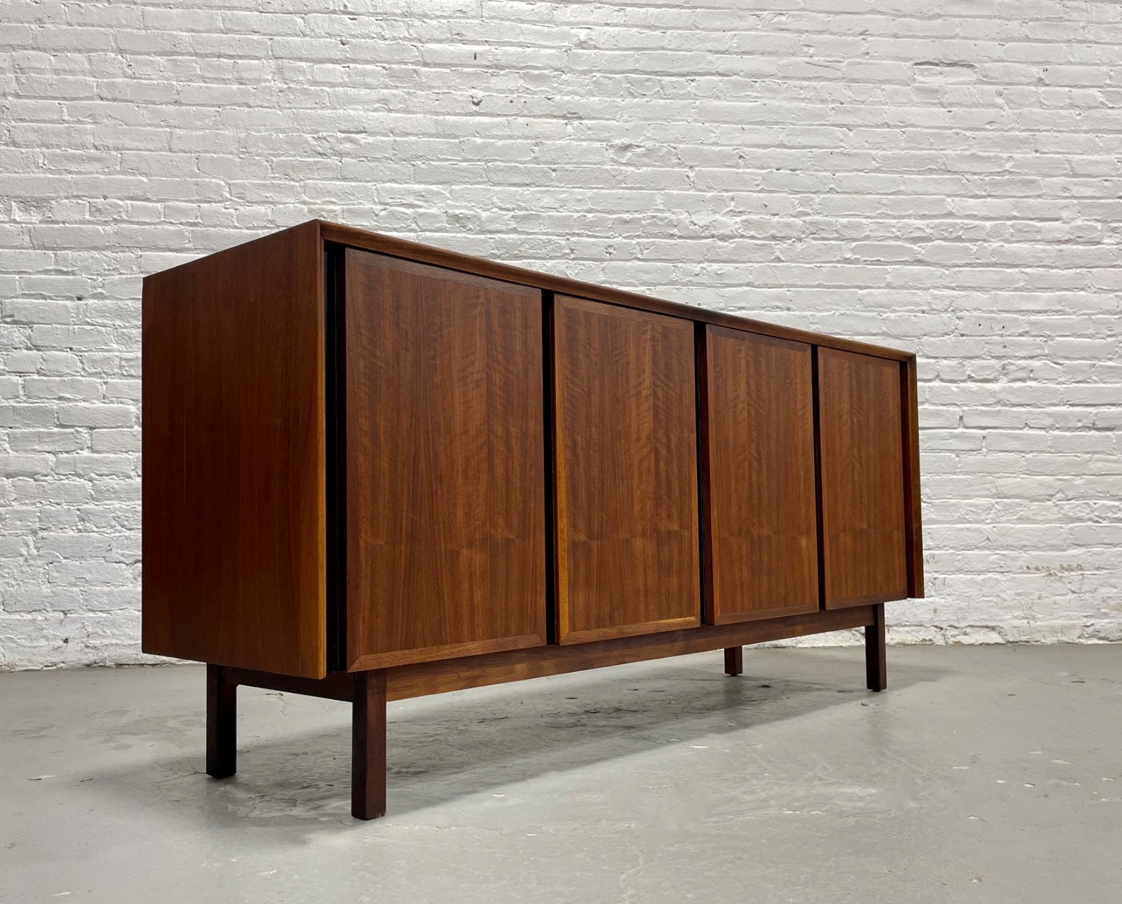 Simple + Classic WALNUT Mid Century MODERN CREDENZA / Media Stand / Sideboard