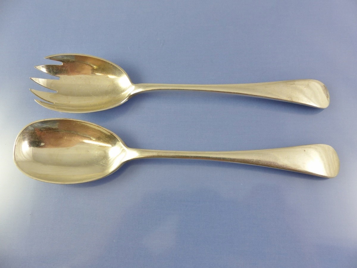 OLD ENGLISH or PLAIN SALAD SERVERS BY RODGERS SHEFFIELD