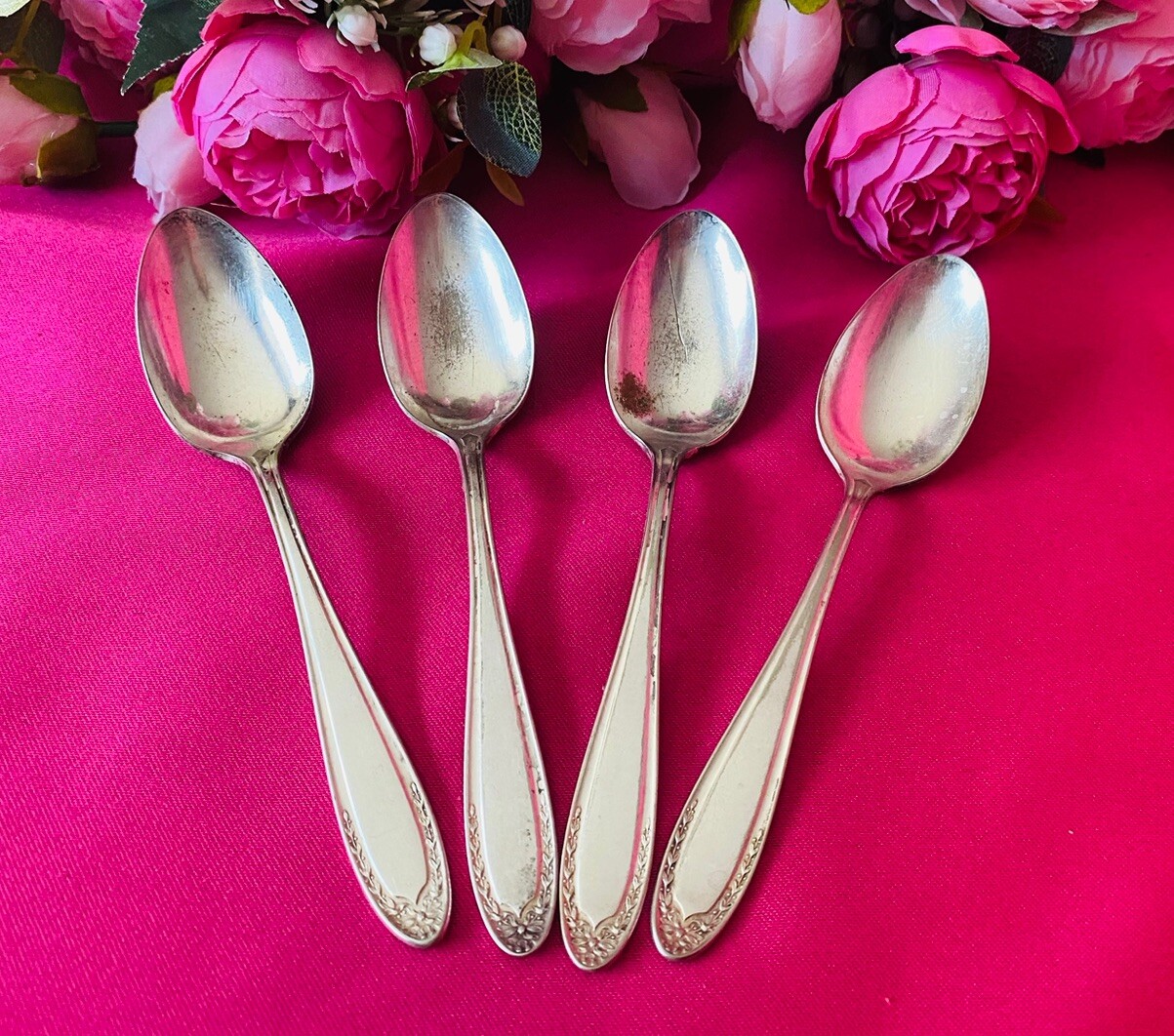 Oneida Comm Par Plate 1915 BRIDAL WREATH Tea Spoon Set Of 4