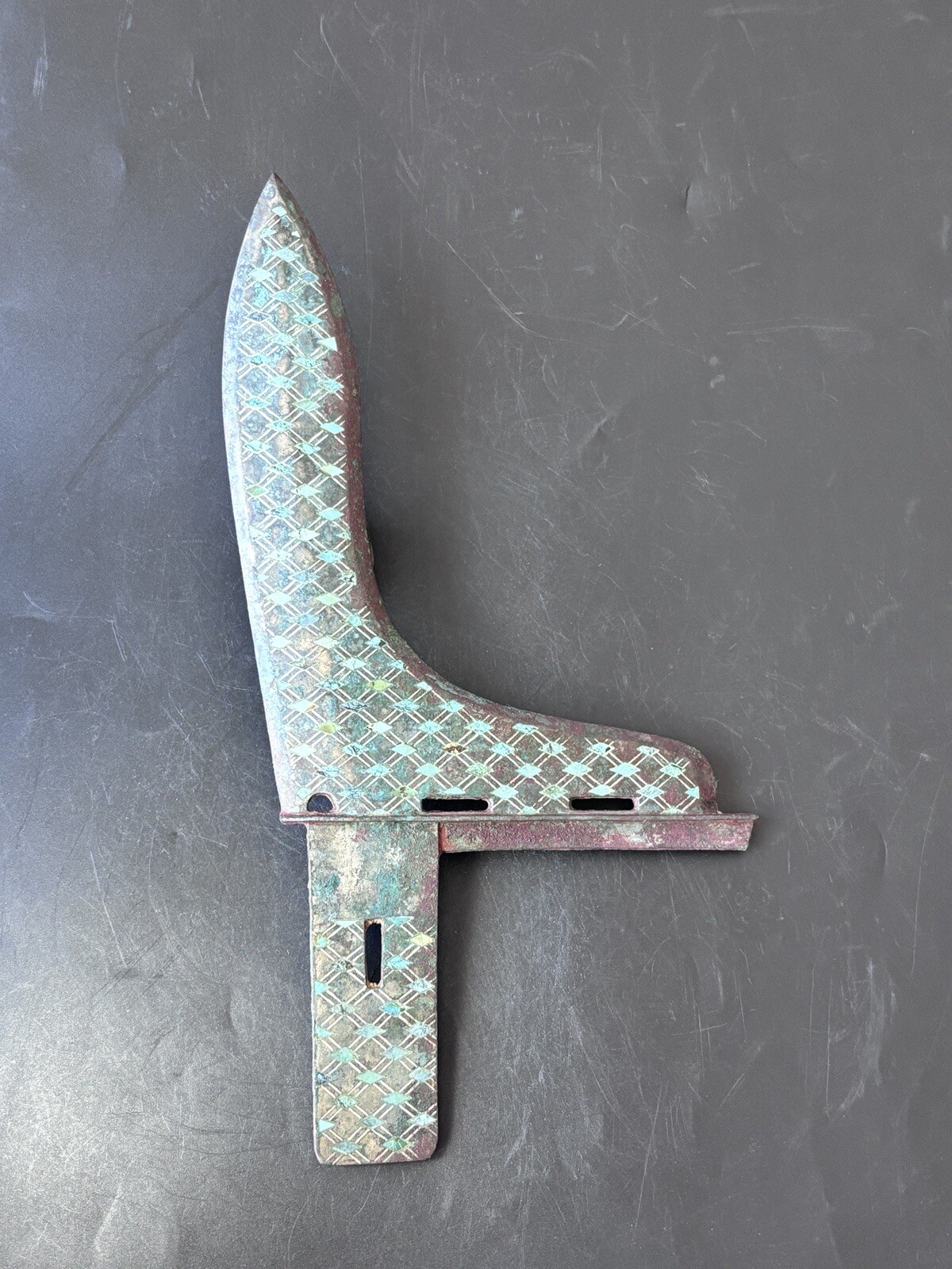 China bronze weapon Ge Inlaid gems&silver Geometric pattern dagger-axe 错松石戈