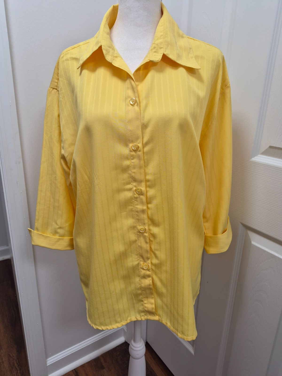Vintage Uniti Button Up Yellow 1X Blouse, Cuff Sleeves, Classy, Casual, Work