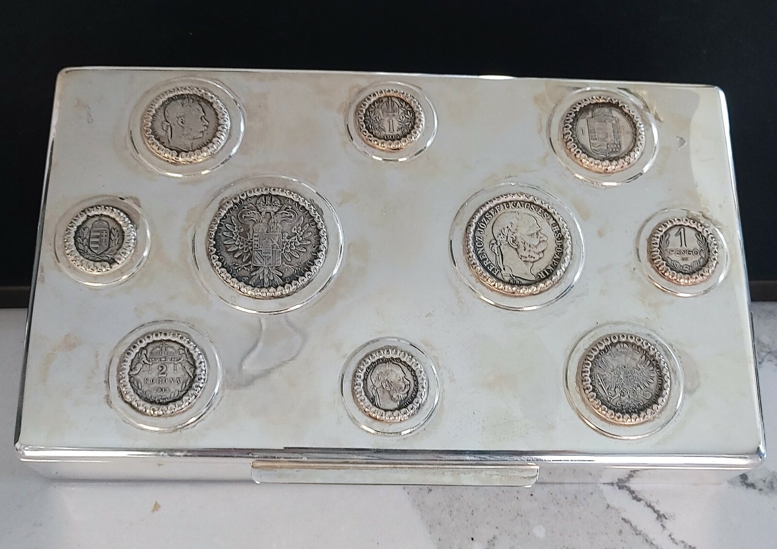 X LARGE ANTIQUE ASTRO HUNGARIAN SOLID SILVER VANITY JEWLRY BOX COIN INSERT