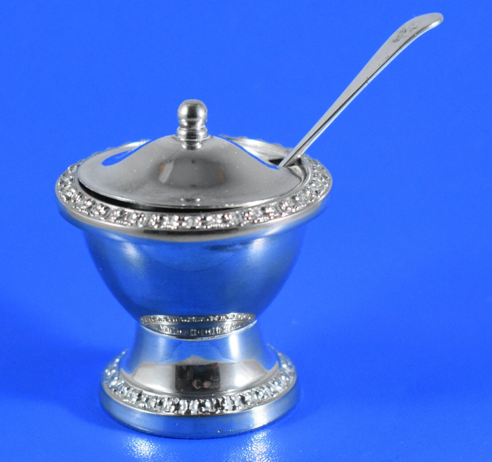 VINTAGE IANTHE SILVER PLATE CONDIMENT MUSTARD PRESERVE POT AND SPOON