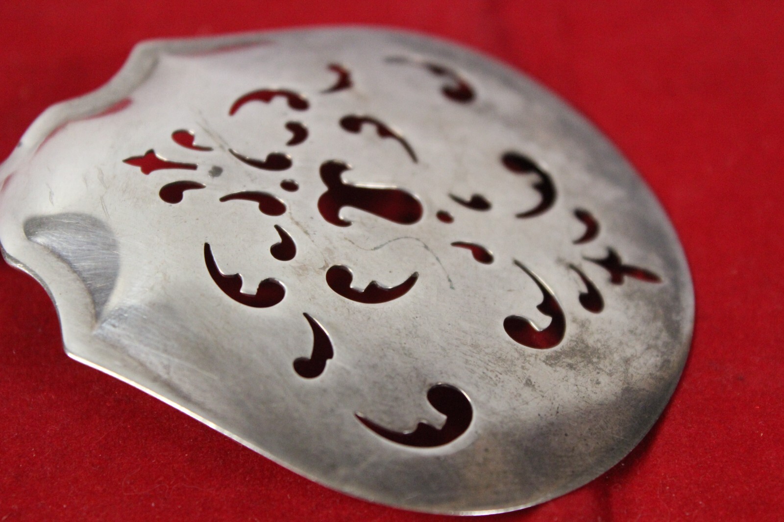 Alvin Maryland Sterling Tomato Server 7 5/8″ Monogram “M.A.” (1910) 46.5g
