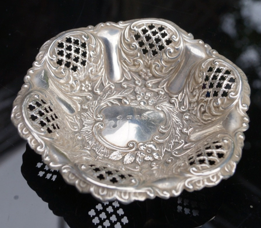Birmingham 1899 Sterling Silver Bon Bon Dish by W Hutton and Sons – 58.5g